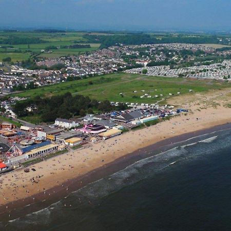 Sea Breeze Apartments Porthcawl Buitenkant foto