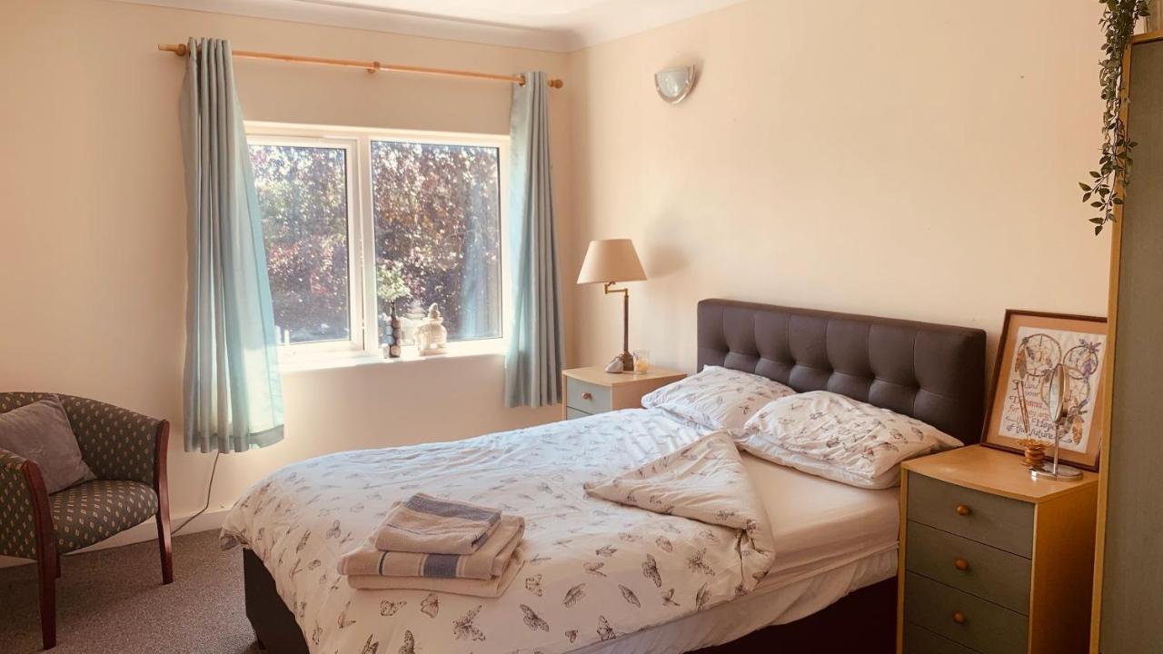 Sea Breeze Apartments Porthcawl Buitenkant foto