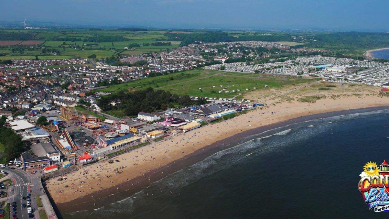 Sea Breeze Apartments Porthcawl Buitenkant foto